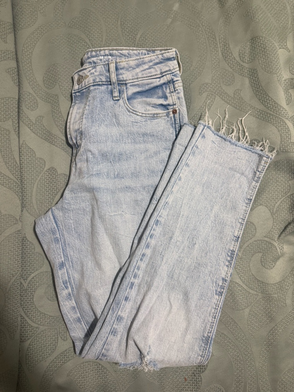 Old Navy Light Blue High-Rise Straight Jeans with Frayed Hem